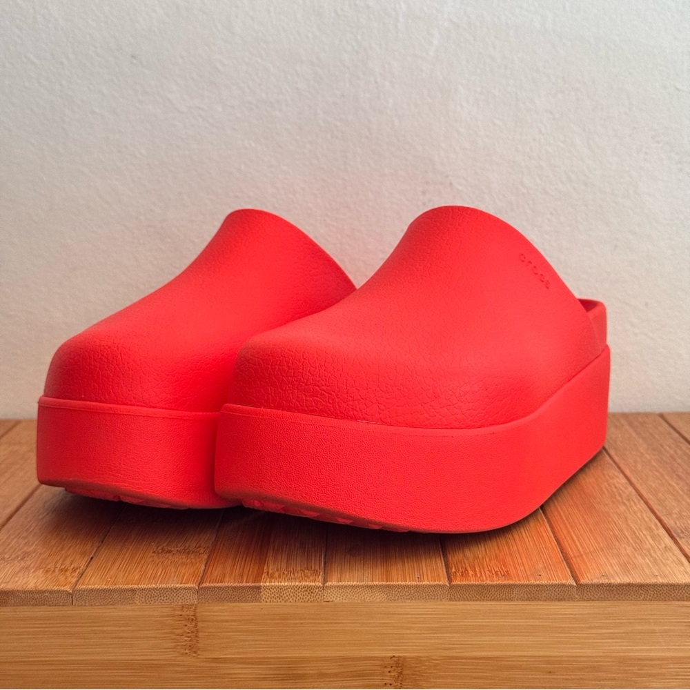 Crocs Dylan Platform Clogs
